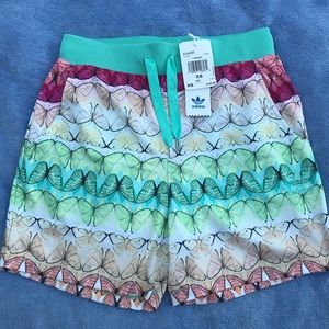 Adidas butterfly B shorts